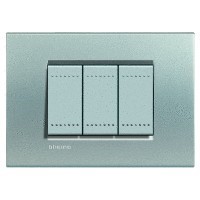 Placca Living Light tech LNA4807TE Bticino Quadra 7 posti