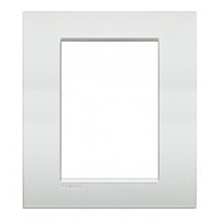 Placca Living Light Air bianco perla LNC4826PR 3+3P Bticino